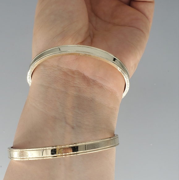 Victoria Secret Goldtone Gold Spike Bangle Bracelets - Picture 3 of 6